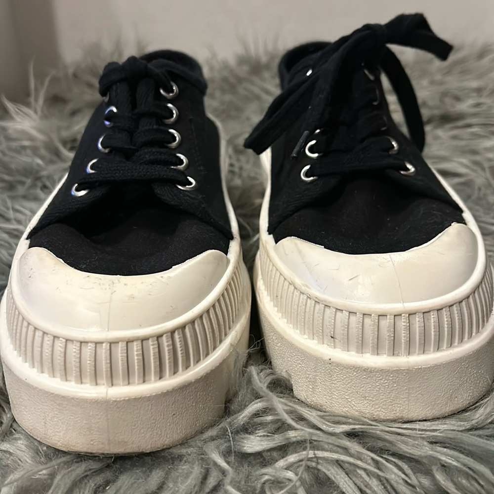 PULL&BEAR Chunky Platform Lace Up Sneakers Lug Heel Sz EU 37 US 6 1/2 Blk/Wht